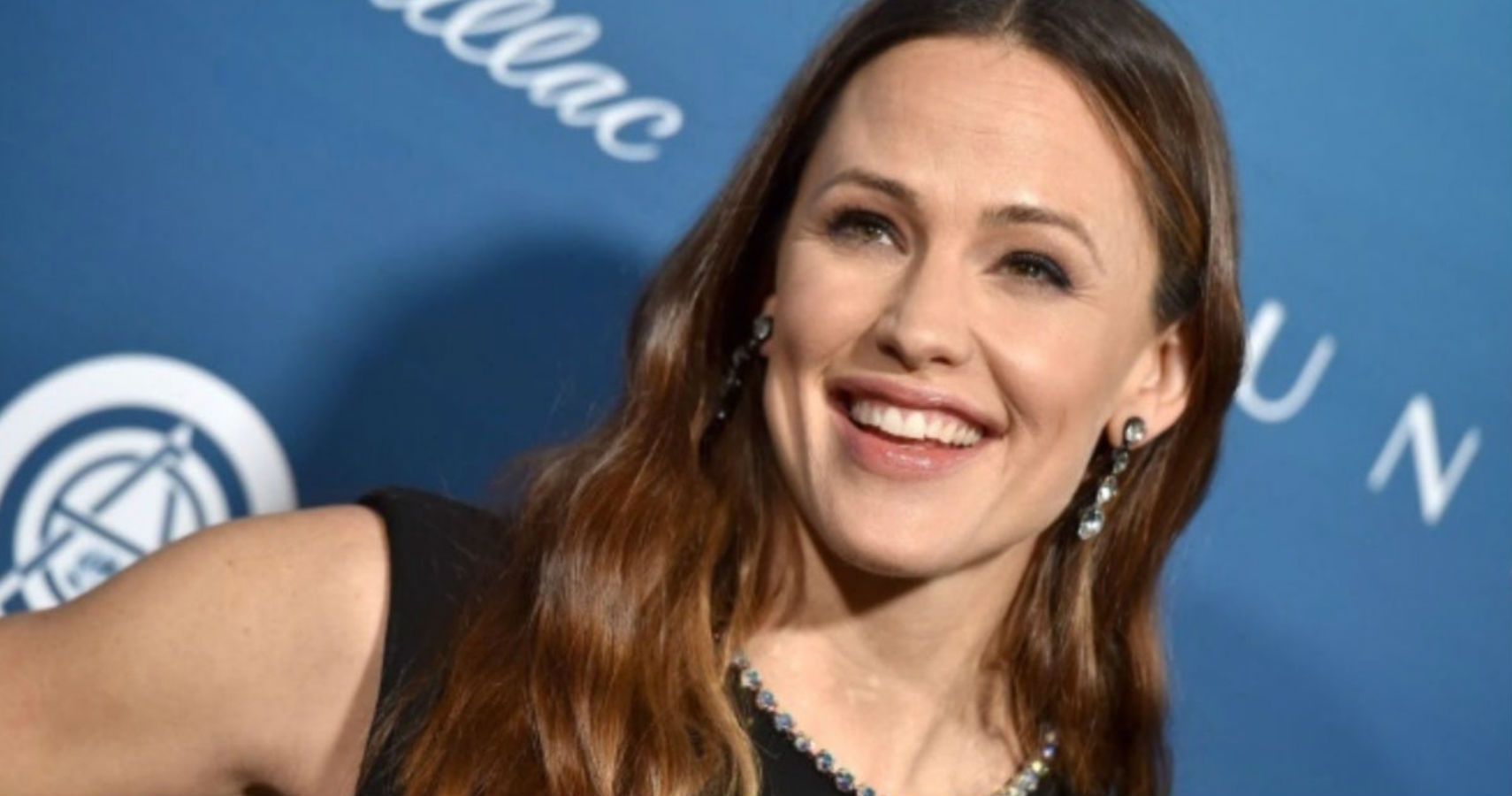 MomOfThree Jennifer Garner Throws A FairyTale Prom For Sick Kids