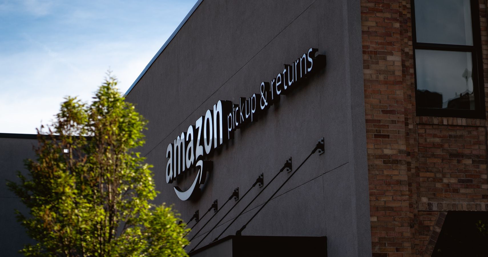Transgender Man Sues Amazon For Pregnancy Discrimination