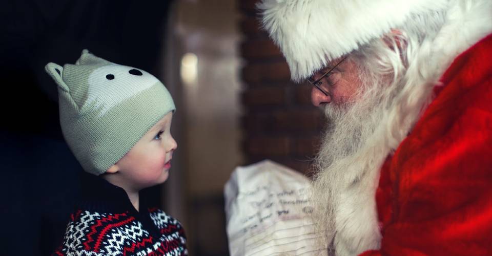 18 Hilarious Photos Babies Toddlers Meeting Santa Claus For First Time Explore and share the latest santa pictures, gifs, memes, images, and photos on imgur. babies toddlers meeting santa claus