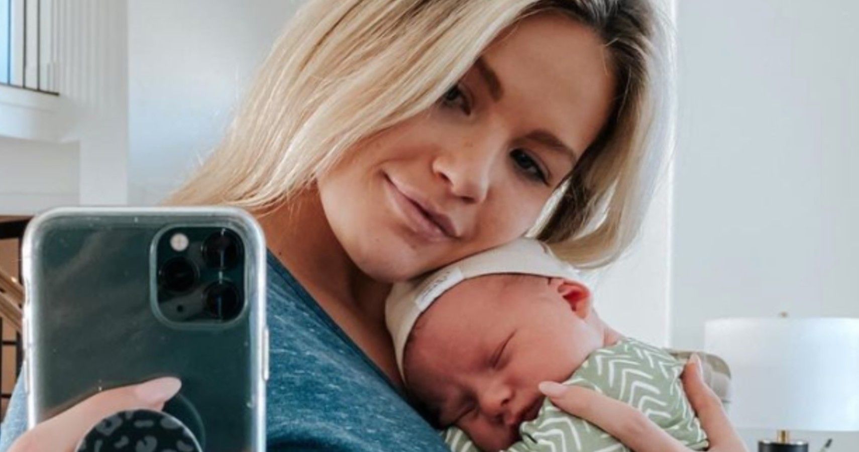 Witney Carson Admits She's 'Still' Wearing Diapers After Giving Birth 2