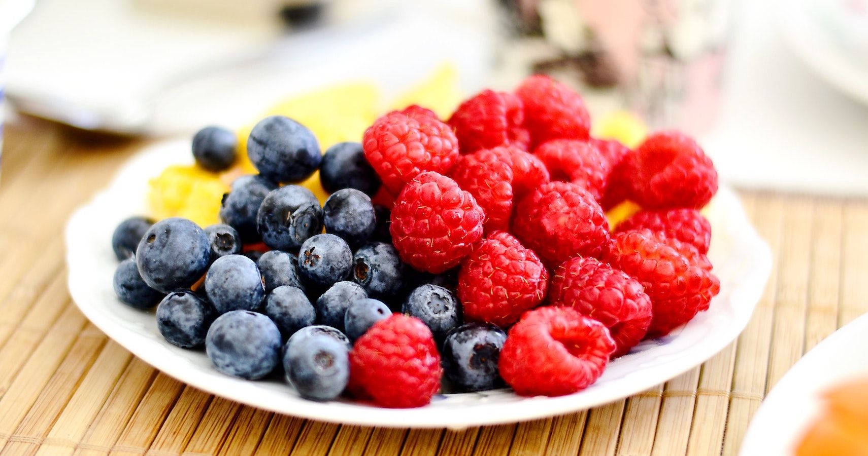 The Best Berries To Snack On In Pregnancy & Their Benefits